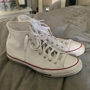 Unisex Converse Chuck Taylor White size M7.5 W9.5